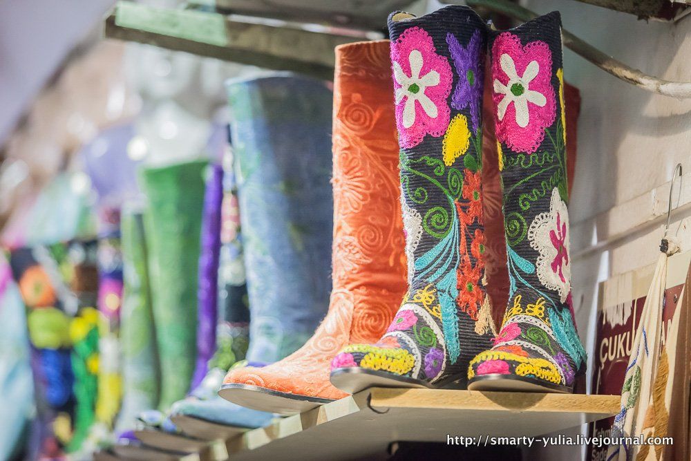  photo 2014-04-18-AgiaSofia-tulips-bazaar-0236.jpg