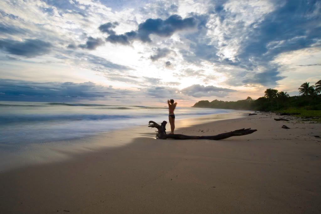 IMAGE: http://i632.photobucket.com/albums/uu42/kloung/_MG_3059-1.jpg