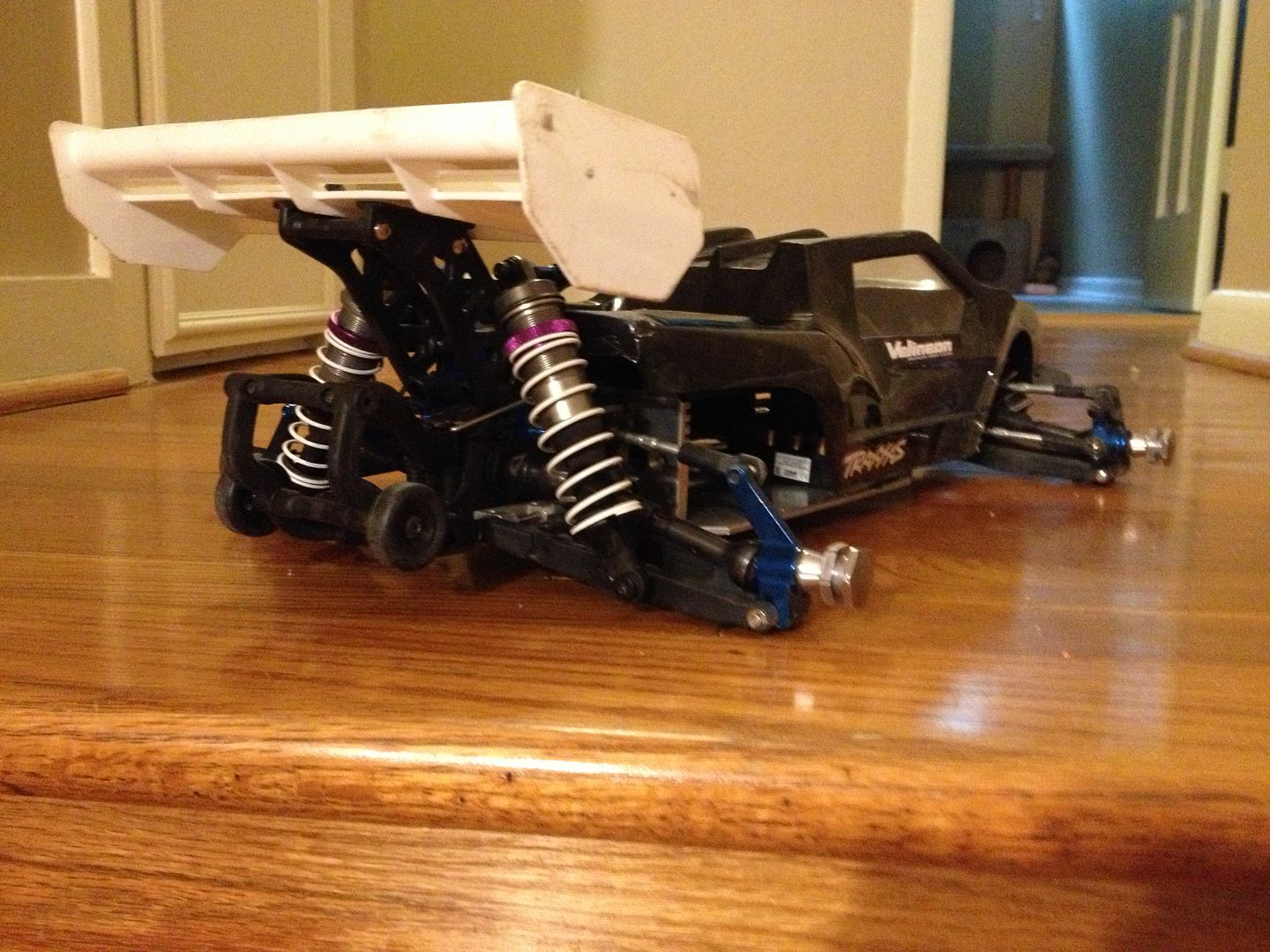 slash 4x4 wing mount
