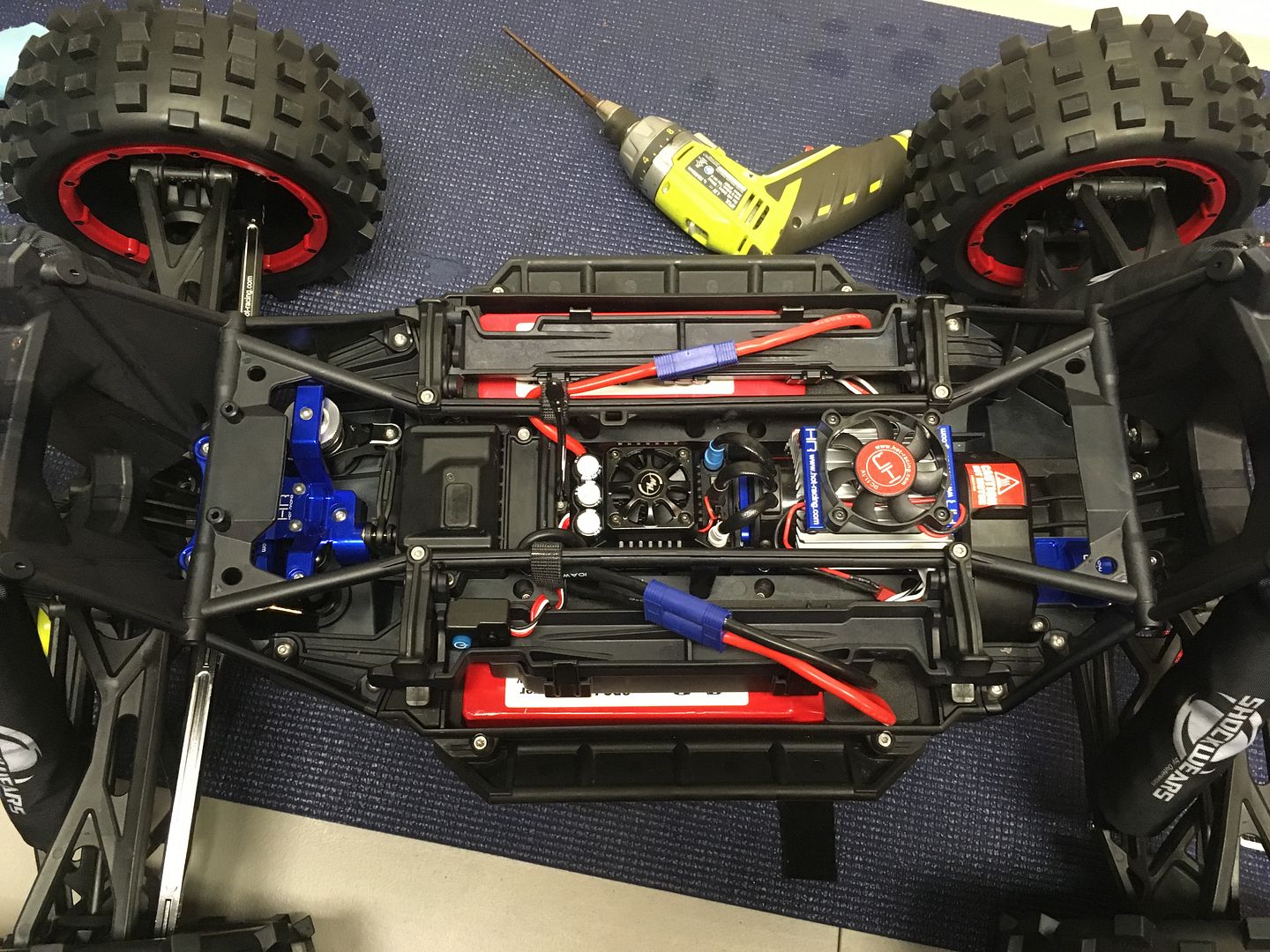 traxxas x maxx parts list